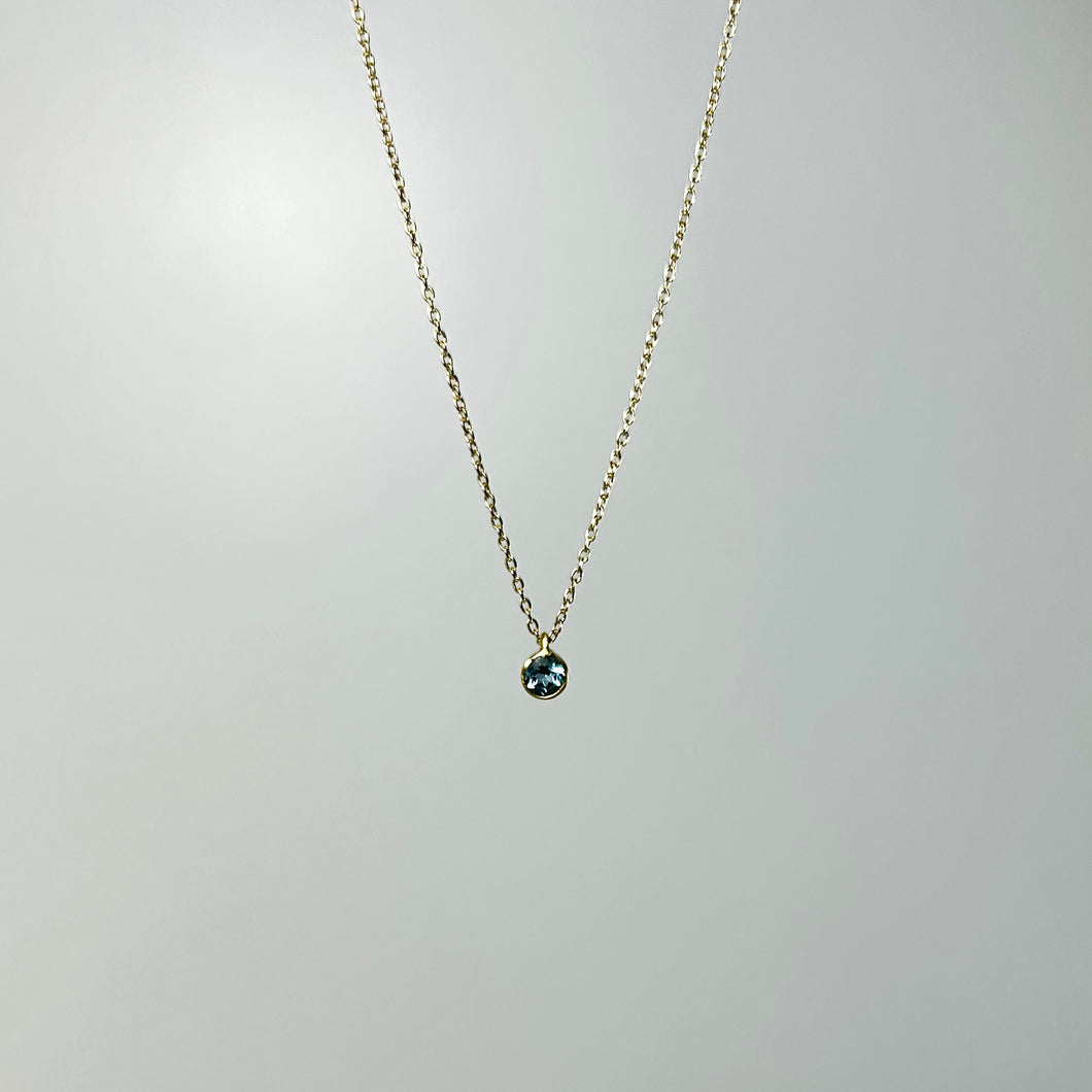 Micro 3.0 mm Aquamarine 18k Gold Necklace