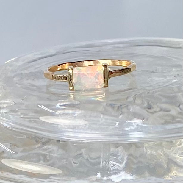 14k Gold Bar Baguette Welo Ethiopian Opal Ring
