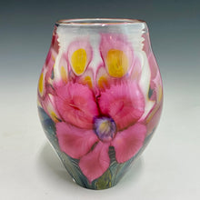 Load image into Gallery viewer, Pink Clematis Paperweight Vase
